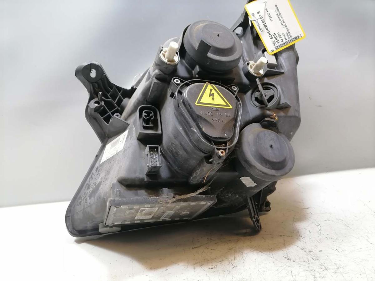 Opel Meriva A original Xenonscheinwerfer vorn rechts Bj.2003